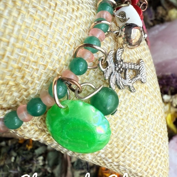 Gemstones charms beaded handmade unique bracelet - Picture 5 of 5